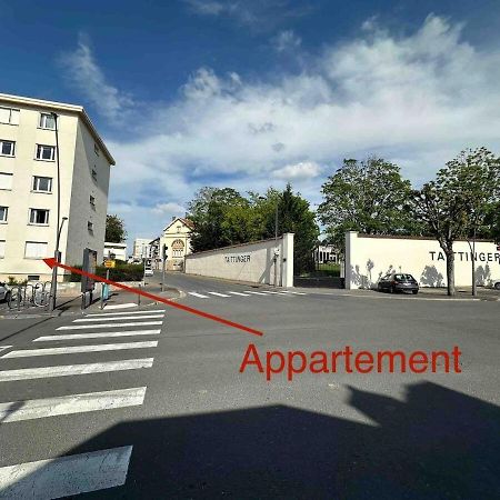 Au Coeur Du Quartier Taittinger Apartman Reims Kültér fotó