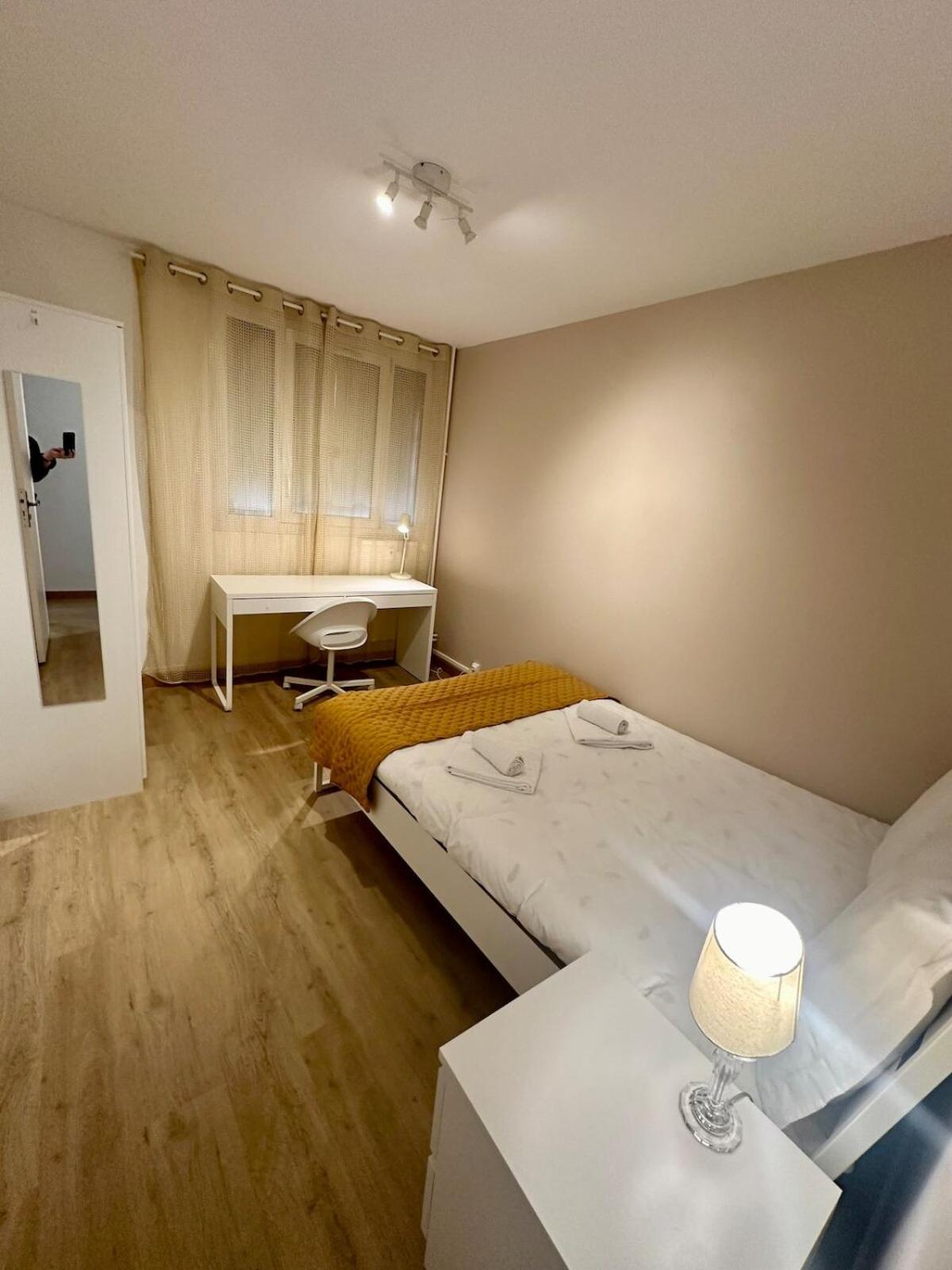 Au Coeur Du Quartier Taittinger Apartman Reims Kültér fotó