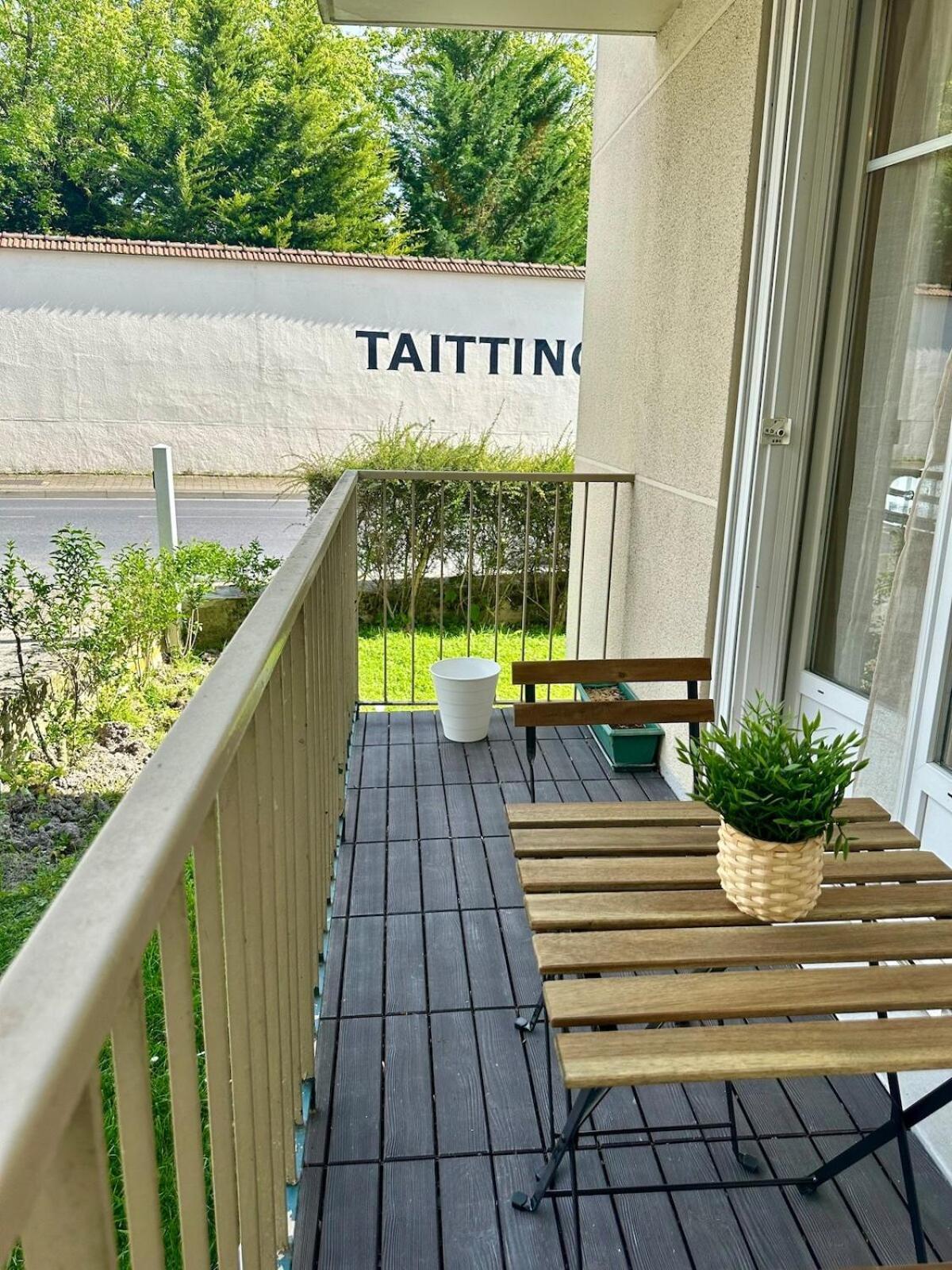 Au Coeur Du Quartier Taittinger Apartman Reims Kültér fotó
